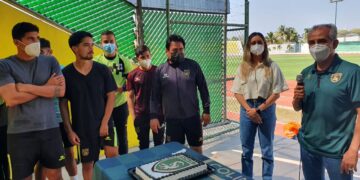 SERGIO BUENO DESEA QUE EL REGALO DEL 1ER ANIVERSARIO DE CAIMANES SEA EL TÍTULO