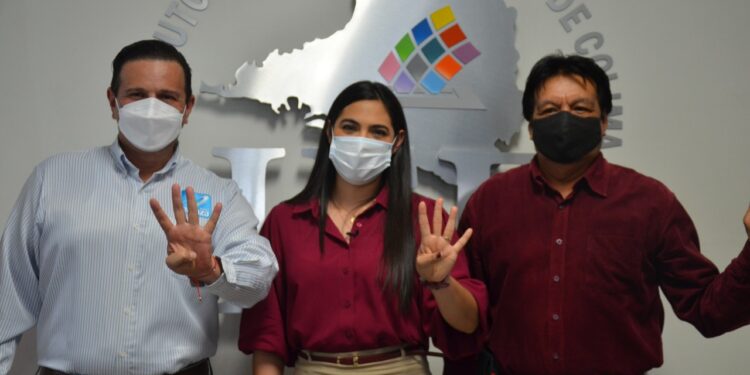 SOLICITA REGISTRO COMO CANDIDATA INDIRA VIZCAÍNO