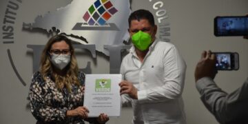 SE REGISTRA VIRGILIO MENDOZA COMO CANDIDATO A GOBERNADOR; SORPRENDE ASISTENCIA DE ROMERO COELLO