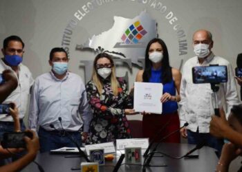 SE REGISTRA MELY ROMERO COMO CANDIDATA AL GOBIERNO DEL ESTADO POR LA COALICIÓN VA X COLIMA