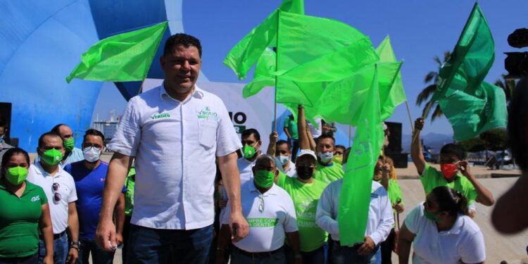 ARRANQUES DE CAMPAÑA: VIRIGLIO INICIA CAMPAÑA EN MANZANILLO