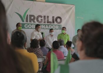 PROPONE VIRGILIO CASAS DEL ESTUDIANTE EN TODO COLIMA