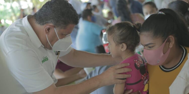 SE COMPROMETE VIRGILIO A REACTIVAR GUARDERÍAS EN COLIMA