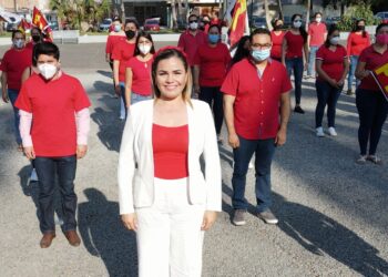 SOY EMPÁTICA Y CERCANA A LA GENTE, RAZÓN POR LA QUE GANARÉ: AURORA CRUZ