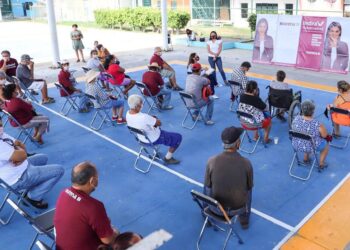 ENCABEZO TODAS LAS ENCUESTAS, POR ESO ME ATACAN: INDIRA