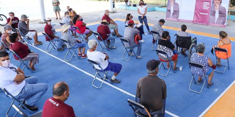 ENCABEZO TODAS LAS ENCUESTAS, POR ESO ME ATACAN: INDIRA