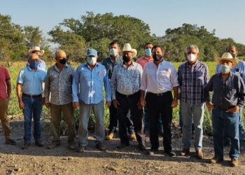LOCHO PROMETE CRÉDITOS AL CAMPO E INSUMOS A BAJO COSTO