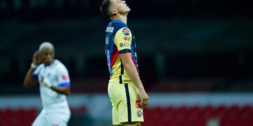 AMÉRICA SUFRIENDO EN EL AZTECA AVANZA EN LA CONCACHAMPIONS