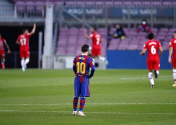 ¡GRANADAZO! BARCELONA CAE EN CASA Y PIERDE EL LIDERATO
