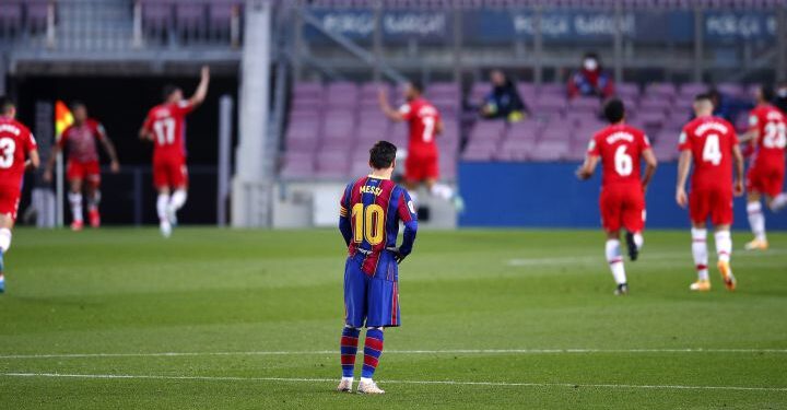¡GRANADAZO! BARCELONA CAE EN CASA Y PIERDE EL LIDERATO