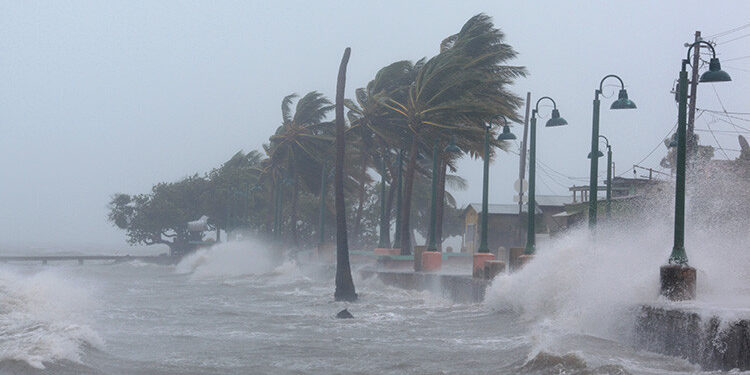 PRONOSTICAN 11 HURACANES Y 15 TORMENTAS PARA EL PACÍFICO MEXICANO