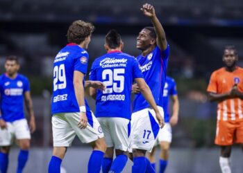 CRUZ AZUL GOLEA Y LLEGARÁ ENRACHADO AL CLÁSICO JOVEN