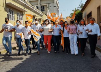 SE REGISTRA PERLA VÁZQUEZ COMO CANDIDATA A LA PRESIDENCIA DE VILLA DE ÁLVAREZ