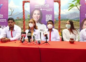 EN LA VILLA APUESTA TEY AL TRABAJO EN EQUIPO