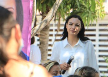 Mely Romero busca que se brinden los servicios correspondientes al pago de predial