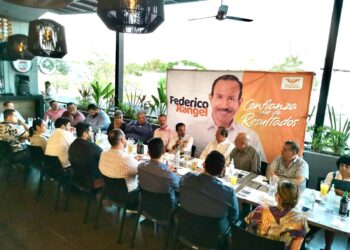 OFRECE FEDERICO RANGEL A RESTAURANTEROS  HASTA 6 MESES DE GRACIA PARA LICENCIAS