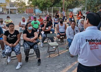 FEDERICO RANGEL SABE CÓMO GOBERNAR, ASEGURAN VECINOS DE REVOLUCIÓN Y VILLA DE LOS PINOS