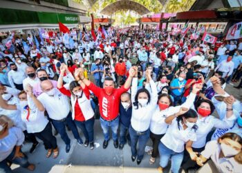 UNEN FUERZAS CANDIDATAS Y CANDIDATOS DE ‘VA POR COLIMA’… SE VEN GANADORES