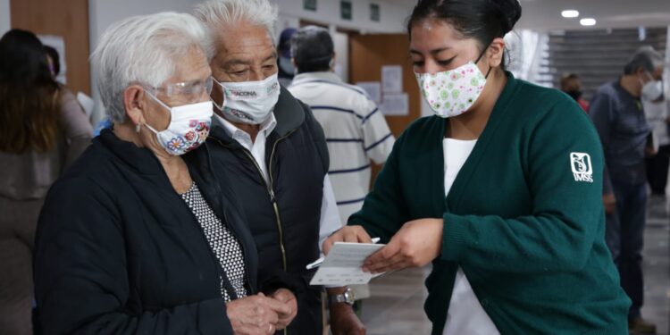 LLAMA IMSS A DERECHOHABIENTES A ACUDIR A CONSULTAS Y SERVICIOS MÉDICOS, TRAS DISMINUCIÓN DE CASOS DE COVID