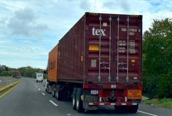 Propone Oscar Ávalos la ampliación a seis carriles la autopista Manzanillo-Colima