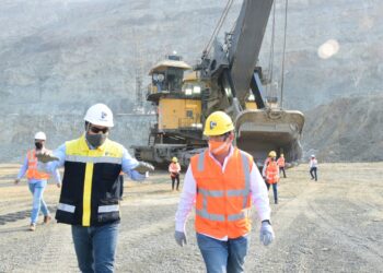 VISITA LEONCIO MORÁN LA MINA DE PEÑA COLORADA
