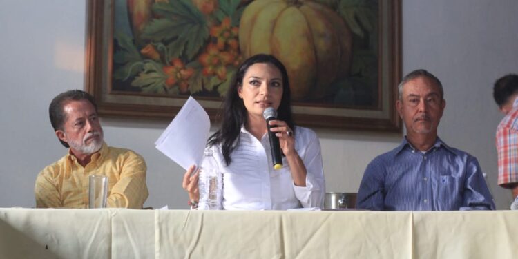 RECONOCE MELY QUE EL ESTADO DE DERECHO ESTÁ DEBILITADO Y URGE FORTALECERLO, HACER CUMPLIR LAS LEYES