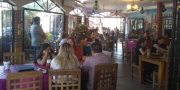 Logran restauranteros ventas por más del 50 por ciento este 10 de mayo