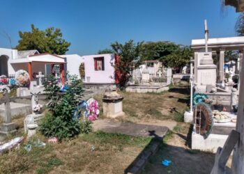 Cerrados los panteones de Colima, Villa de Álvarez y Coquimatlán este Día de las Madres.