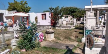 Cerrados los panteones de Colima, Villa de Álvarez y Coquimatlán este Día de las Madres.