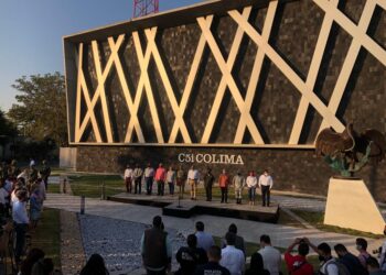 C5i EL ELEFANTE BLANCO DE NACHO PERALTA; MORENA PIDE QUE LOS DEJEN ENTRAR AL EDIFICIO