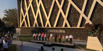 C5i EL ELEFANTE BLANCO DE NACHO PERALTA; MORENA PIDE QUE LOS DEJEN ENTRAR AL EDIFICIO