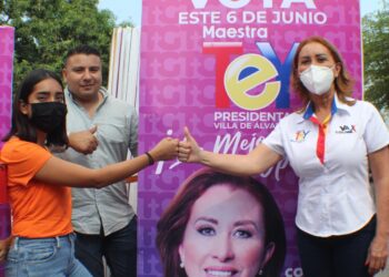 TEY GUTIÉRREZ DONA MATERIAL DE CAMPAÑA PARA REFUGIOS DE ANIMALES