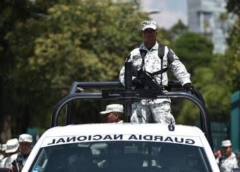 RECUPERA GUARDIA NACIONAL VEHÍCULOS ROBADOS Y DETIENE A DELINCUENTES, EN COLIMA