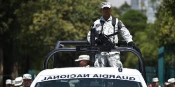 RECUPERA GUARDIA NACIONAL VEHÍCULOS ROBADOS Y DETIENE A DELINCUENTES, EN COLIMA