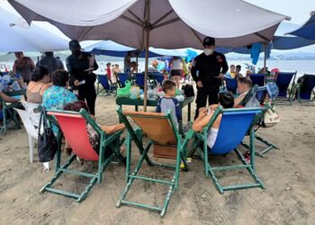 ADVIERTE POLICÍA DE PROXIMIDAD A POBLACIÓN DE MANZANILLO, SOBRE CONTAGIOS DE COVID 19