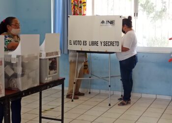 CON MÁS DEL 10% DE LAS CASILLAS CAPTURADAS, MC AVENTAJA EN LA VILLA, MORENA EN MANZANILLO Y VA POR COLIMA EN COLIMA: PREP