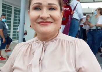 PREPARA LEONOR ALCARAZ SU EQUIPO PARA EL AYUNTAMIENTO DE COQUIMATLÁN