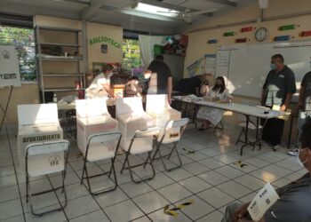 CON EL 30% DE LAS CASILLAS CONTADAS, LA VILLA SE CIERRA, MANZANILLO Y COLIMA DEFINIENDOSE: PREP