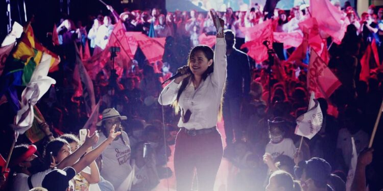 GRACIAS A LAS Y LOS COLIMENSES QUE CONFIARON EN LA VERDADERA ALTERNANCIA: INDIRA