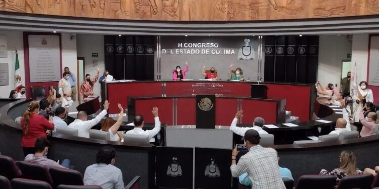 LA DEMOCRACIA HA DADO UN PASO MÁS: INDIRA