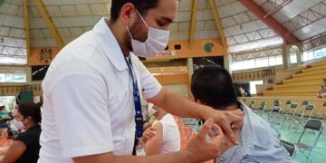 INICIA VACUNACIÓN CONTRA COVID PARA MAYORES DE 30 AÑOS EN COLIMA Y VILLA DE ÁLVAREZ