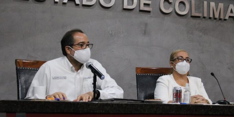 COMPARECE EL GOBERNADOR DEL ESTADO, IGNACIO PERALTA, EN EL CONGRESO DEL ESTADO