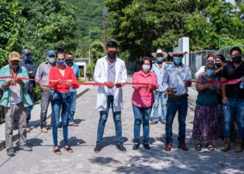 INAUGURAN EN MINATITLÁN CALLE HACIA LA COMUNIDAD DE SAN ANTONIO