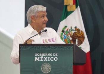 AMLO APOYARÁ AL GOBIERNO DEL ESTADO PARA PAGAR LA NOMINA DE LOS TRABAJADORES