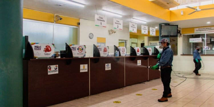 APLICA SEMOV MEDIDAS SANITARIAS, ACCESOS CONTROLADOS Y DISMINUCIÓN DE AFOROS