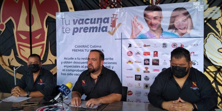 Premia CANIRAC la vacunación responsable