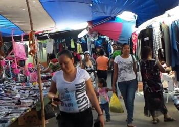 Suspenden tianguis en Villa de Álvarez por  tercera ola de COVID 19