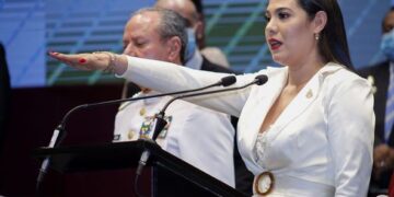 HOY TERMINARON EN COLIMA LOS GOBIERNOS CORRUPTOS, ASEGURÓ INDIRA VIZCAÍNO