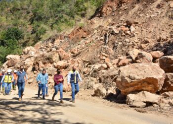AGRADECE ALEJANDRO MANCILLA A PEÑA COLORADA POR LOS TRABAJOS QUE REALIZA EN BENEFICIO DE LOS USUARIOS DE LA CARRETERA MINATITLÁN – LA VILLA