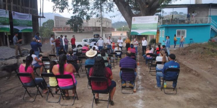 INICIAN OBRAS EN MINATITLÁN CON RECURSOS DEL FONDO MINERO POR MÁS DE 21 MDP